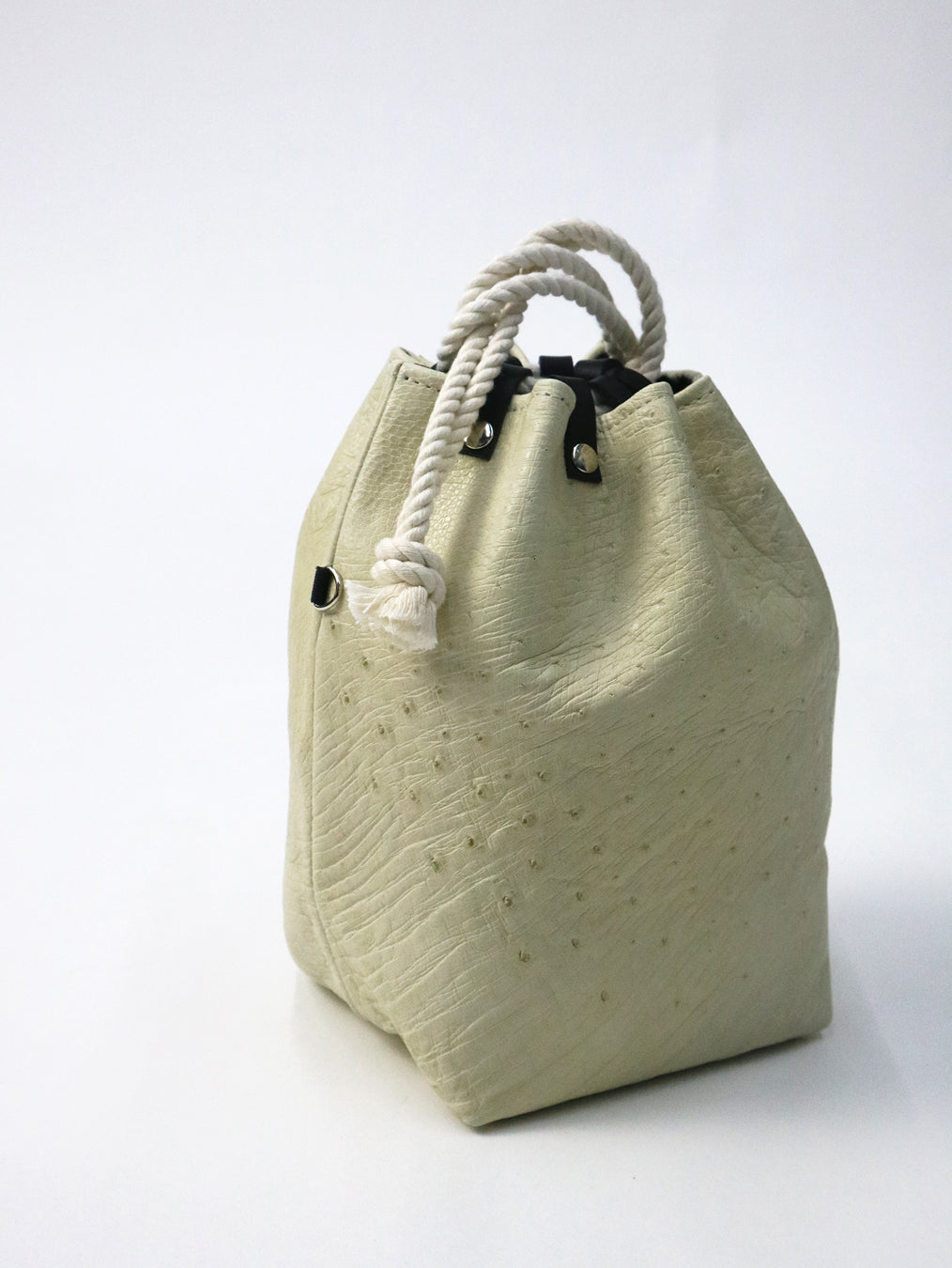 COMUSUBI / COMUSUBI BAG ”Leather” -Vanilla-