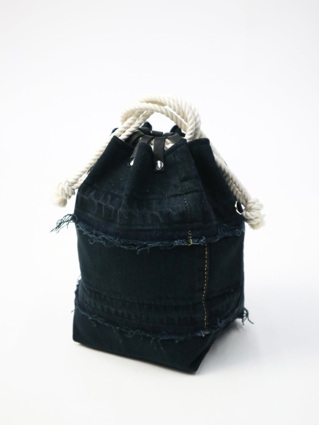 COMUSUBI / COMUSUBI BAG ”Leather” -Vanilla-