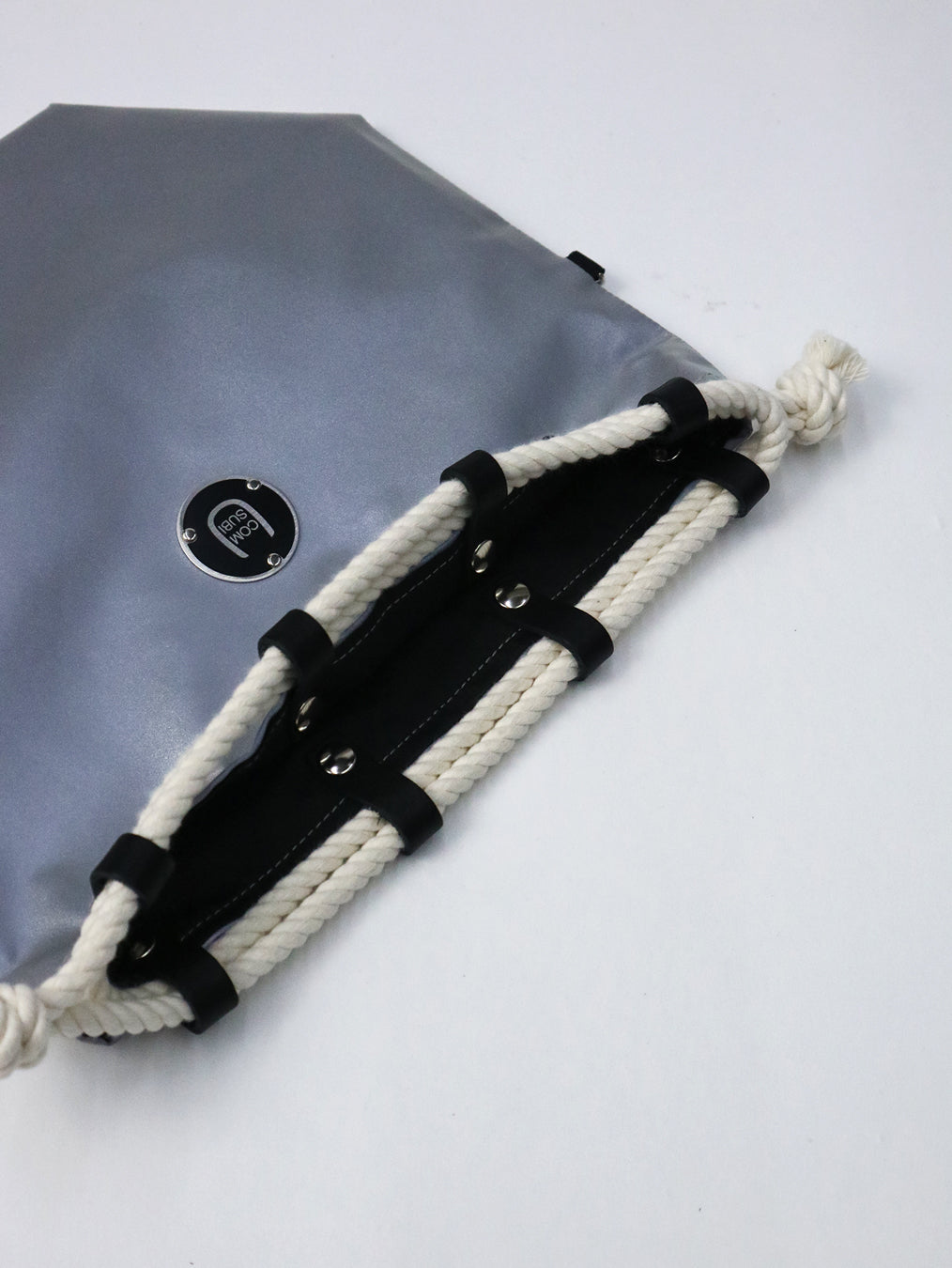COMUSUBI / COMUSUBI BAG ”Leather” -Vanilla-