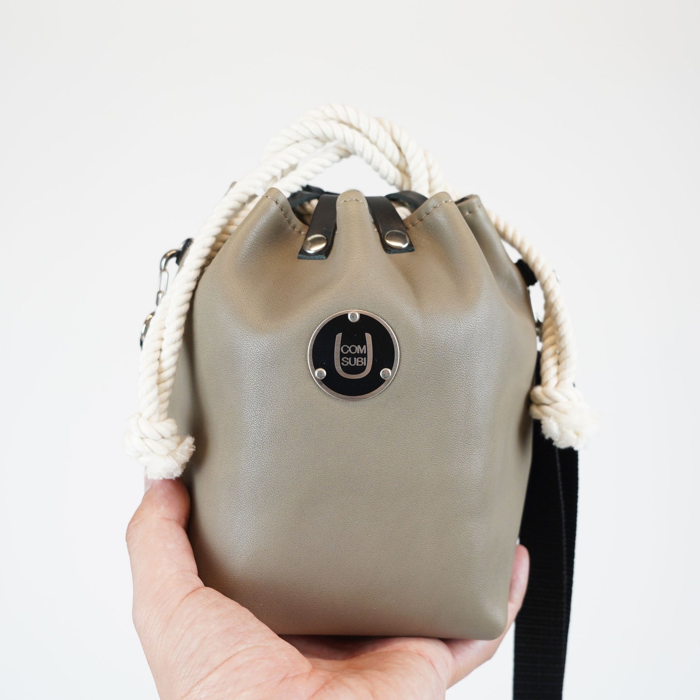 COMUSUBI / COMUSUBI BAG ”Leather” -Vanilla-
