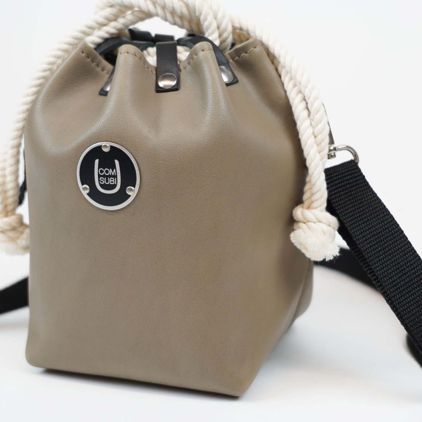 COMUSUBI / COMUSUBI BAG ”Leather” -Vanilla-