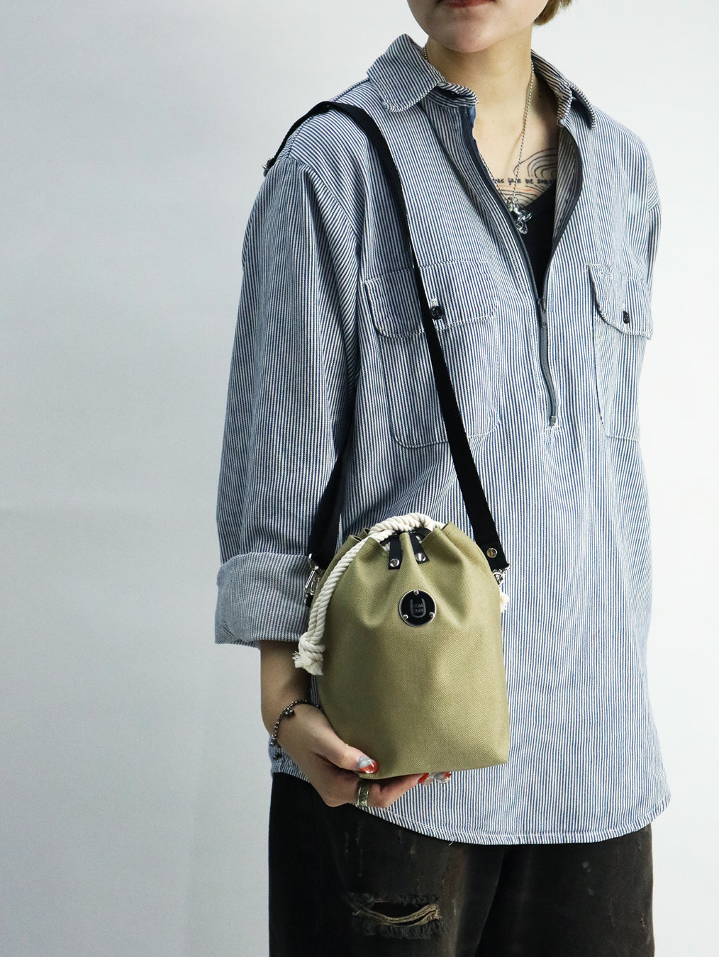 COMUSUBI / COMUSUBI BAG ”Leather” -Vanilla-