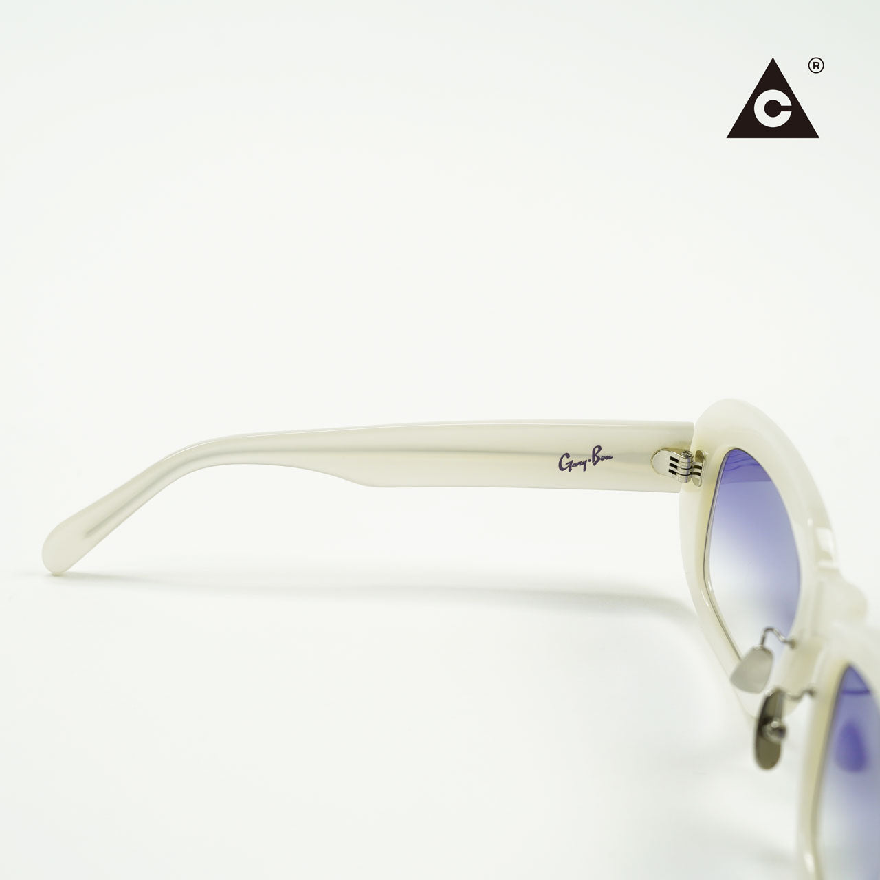 TMC / GARY BEN -White-