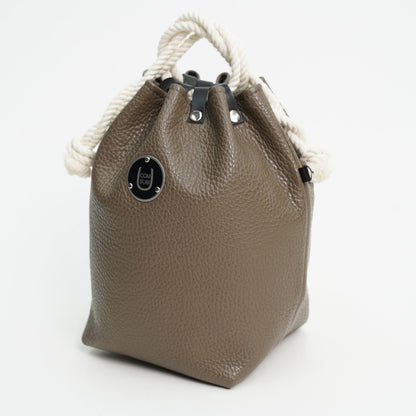 COMUSUBI / COMUSUBI BAG ”Leather” -Elephant-