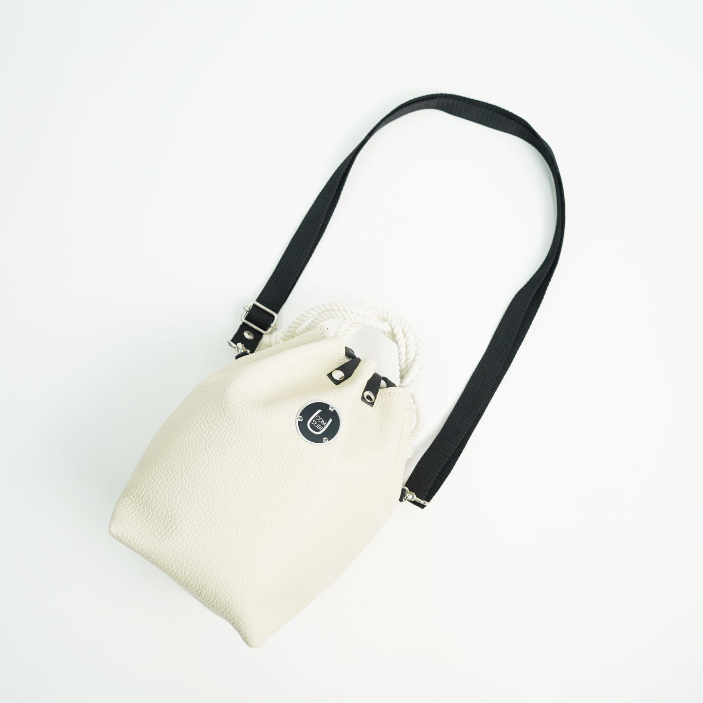 COMUSUBI / COMUSUBI BAG ”Leather” -Vanilla-