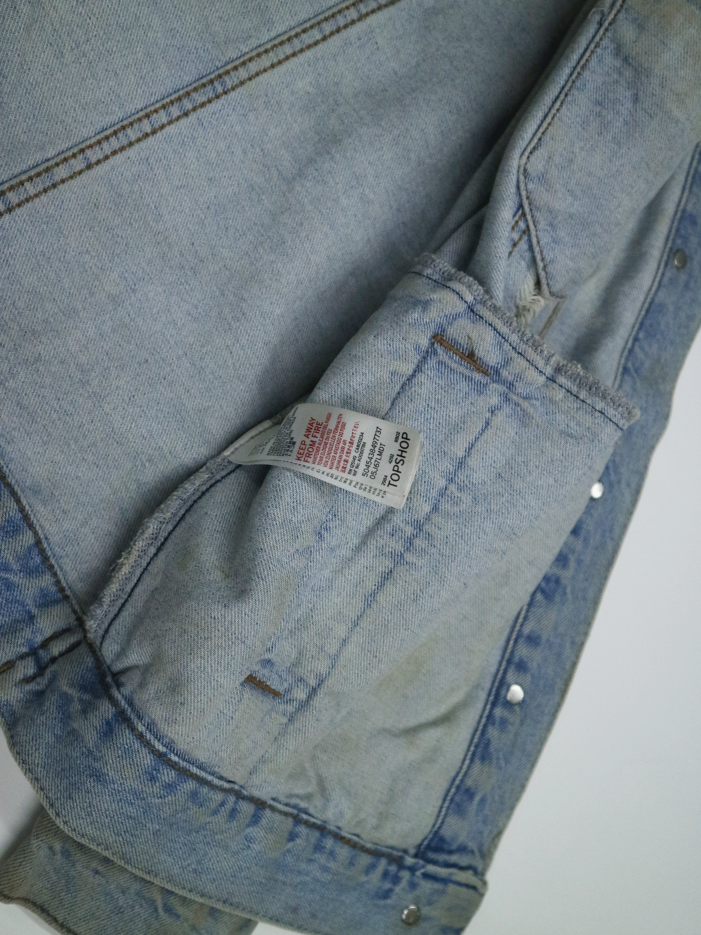 TOP SHOP Distressed Effect Denim Jacket