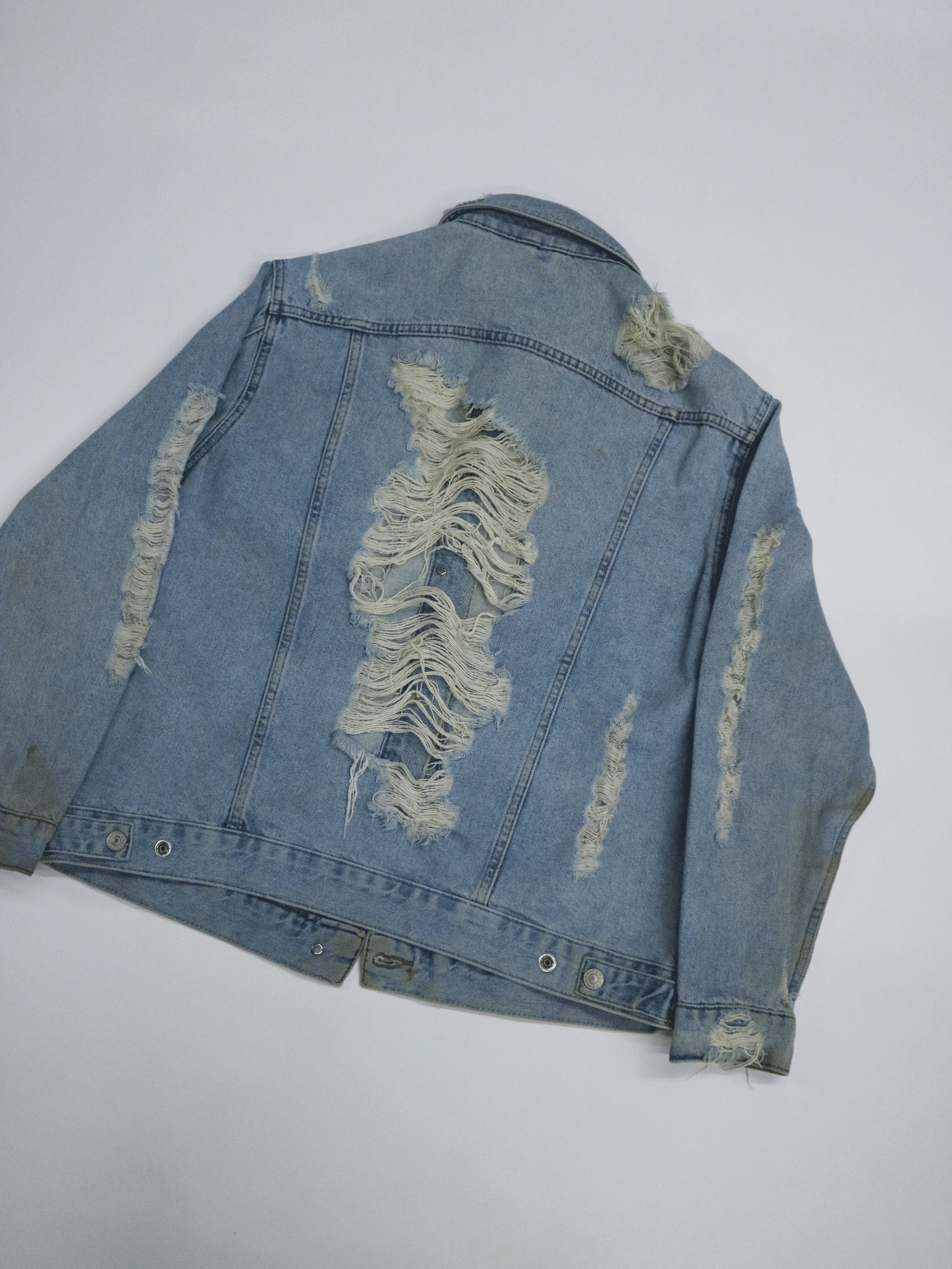 TOP SHOP Distressed Effect Denim Jacket